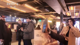 女性撒尿视频
